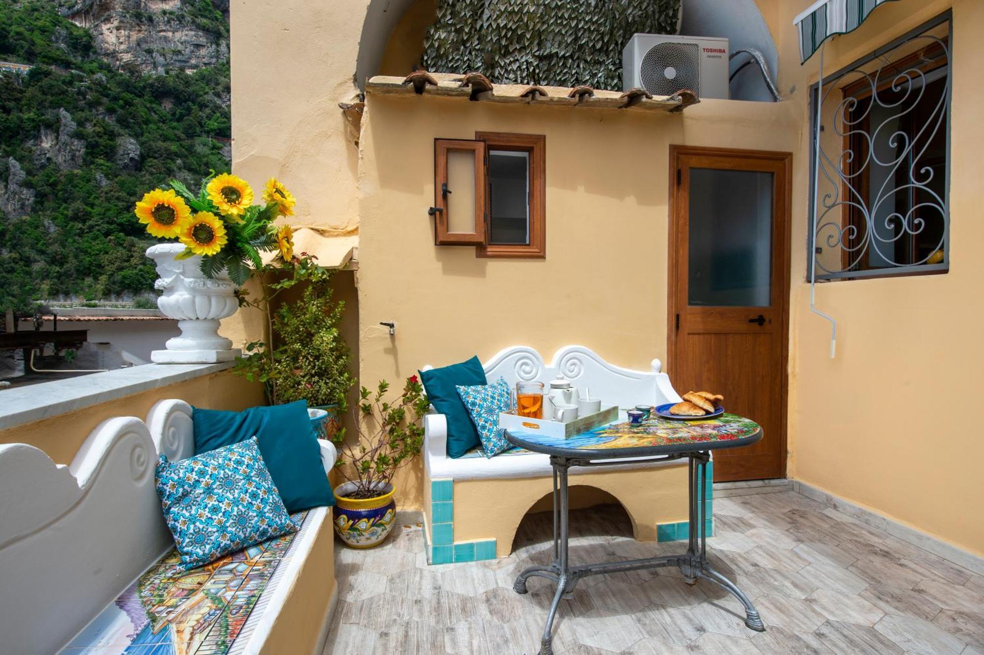 Amore Rentals - Casa Barbera B Positano Exterior foto